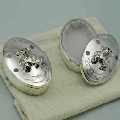 Daniel Crégut Boîtes première dent et première boucle de cheveux (métal argenté)