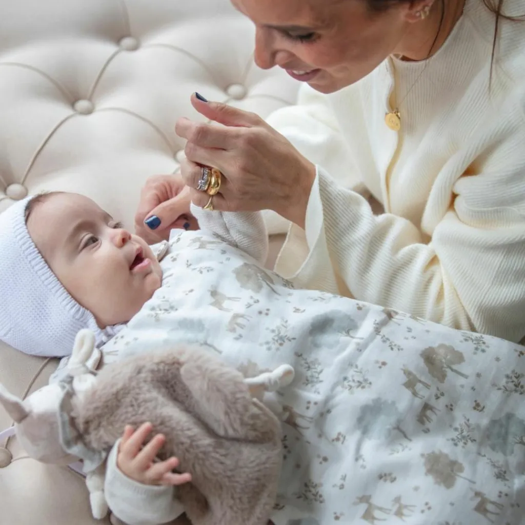 Pasito a pasito Gigoteuse été Nara