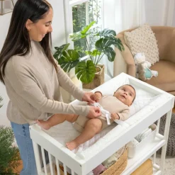 Ingenuity Matelas à langer à rebords