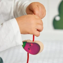 Janod Perles à enfiler en bois Ferme potager (11 pièces)