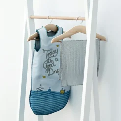 AT4 Portant à vêtements en bois de hêtre Essentiel blanc et beige