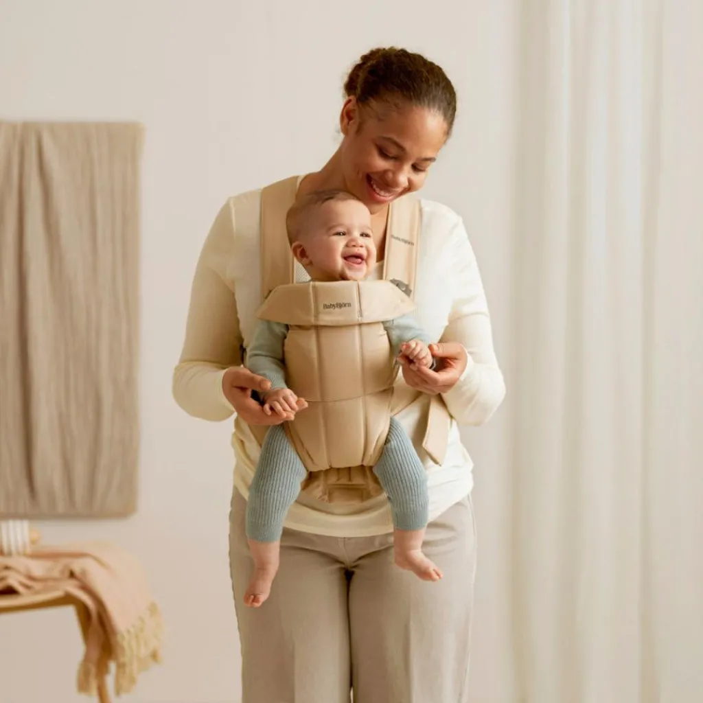 BabyBjörn Porte-bébé Mini Tissé beige