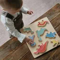 Mushie Puzzle en bois Dino (7 pièces)