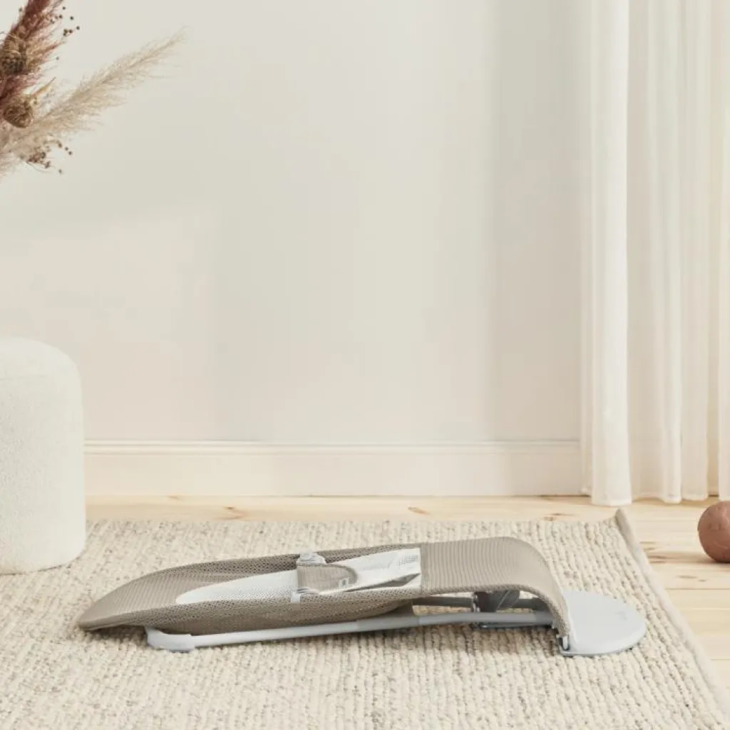 BabyBjörn Transat Balance Soft Mesh 3D Beige et gris - Reconditionné